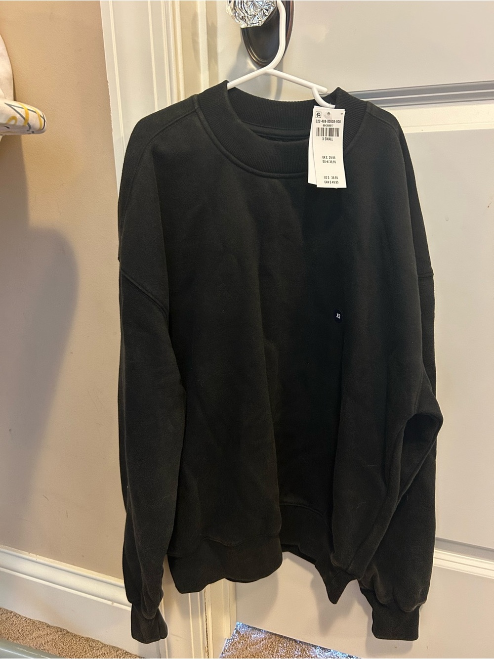 Hollister Black Crewneck Sweatshirt